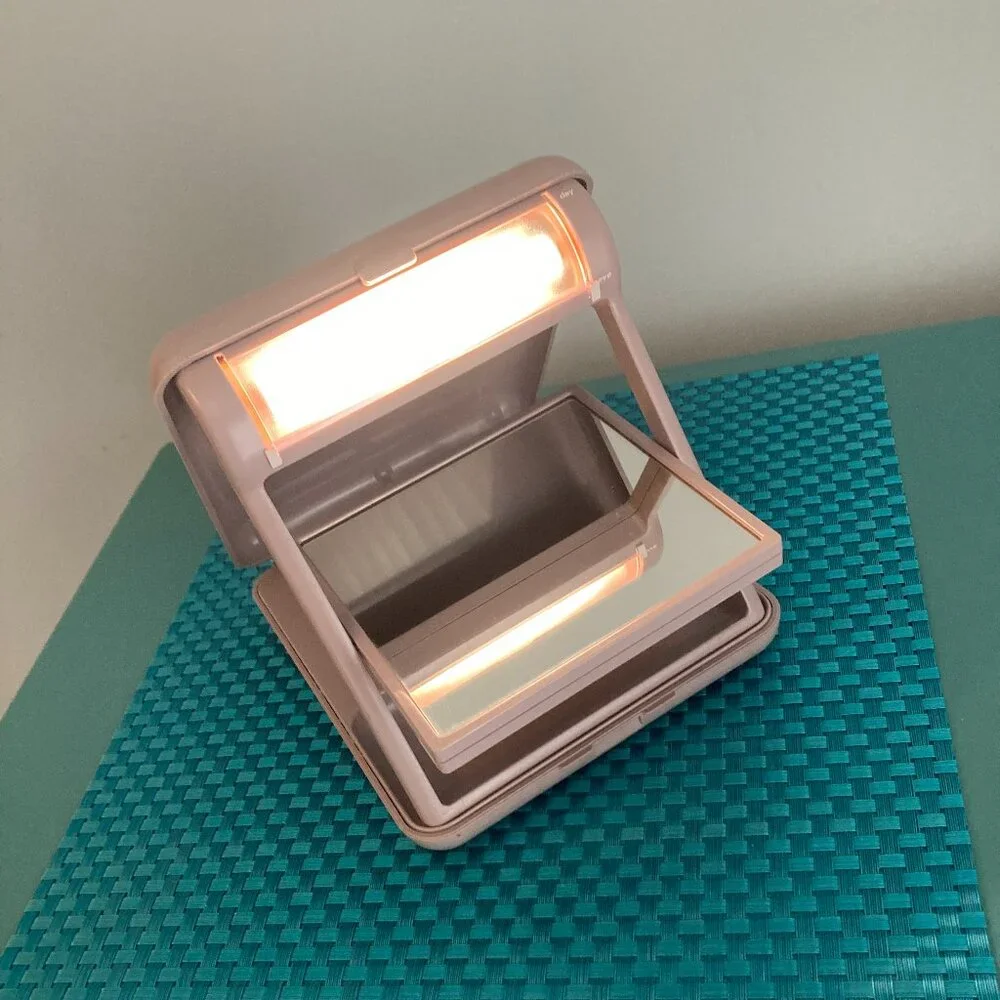 Clairol Make-Up Mirror Portable w/Magnification and Light Vintage